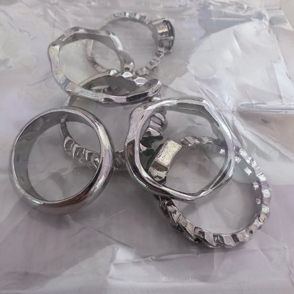 Mixed bag of rings - Picture 1 of 1